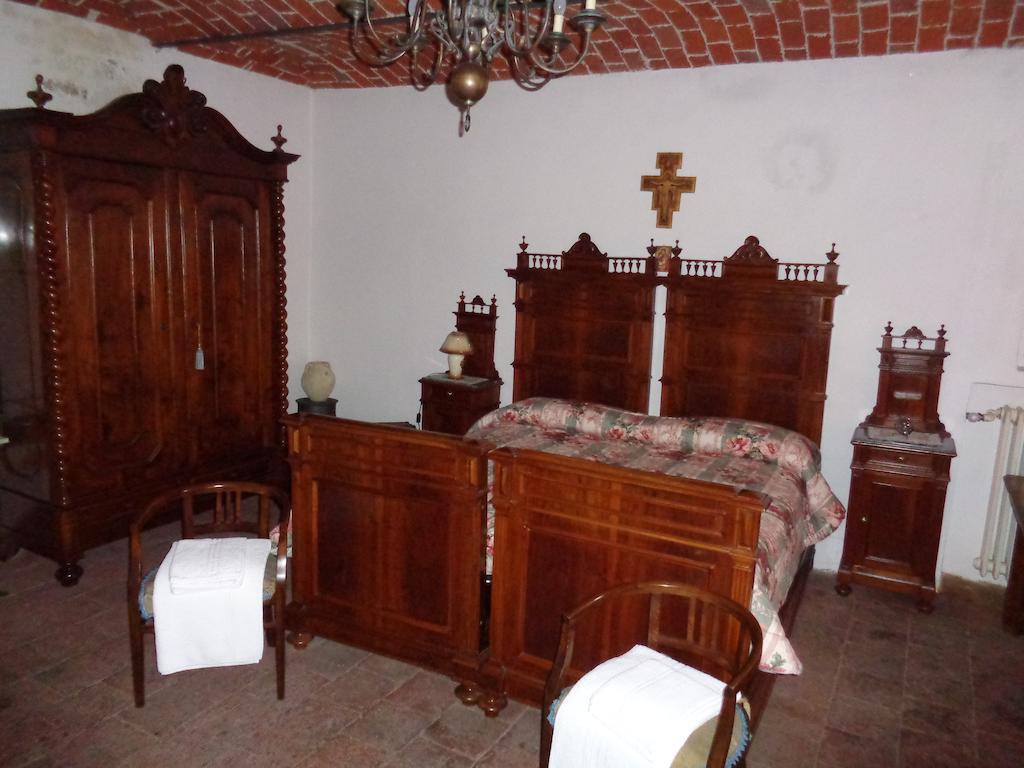 فيلا Gran Collina San Damiano dʼAsti الغرفة الصورة